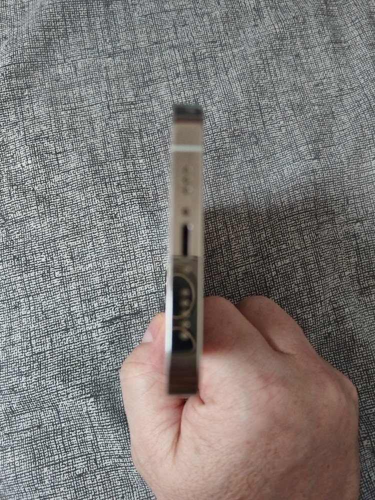 iPhone 13 Pro 128 GB v bílé barvě - 5