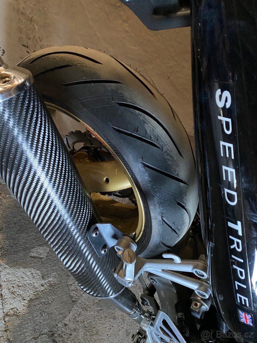 Triumph speed triple 955i r.v 2000 - 5