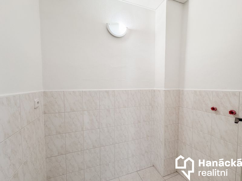 Pronájem komerčního prostoru 85 m² ul. Ztracená,... - 5