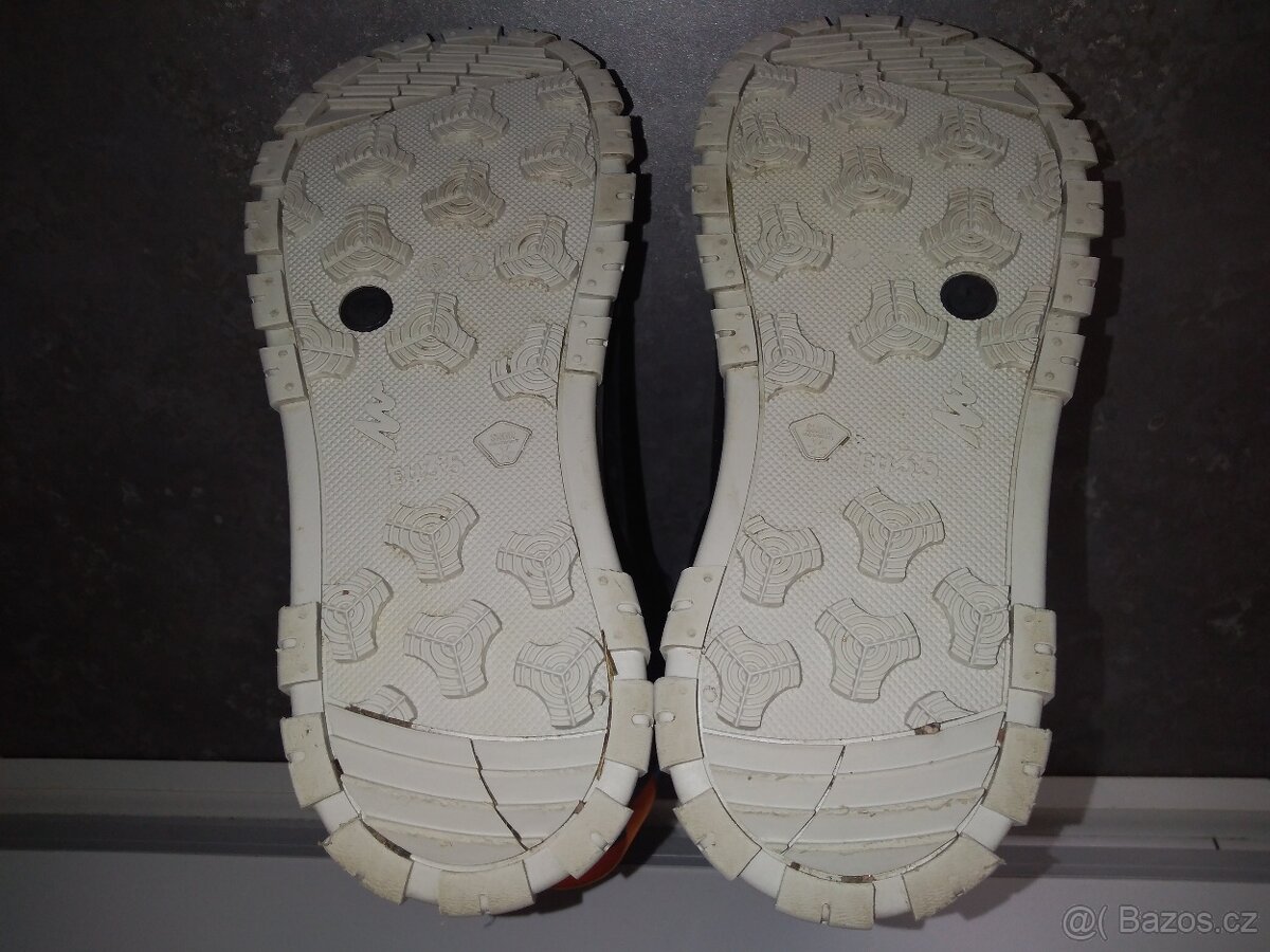 Dětské sněhule (zimní boty) Quechua SH 500 vel. 35 - 5