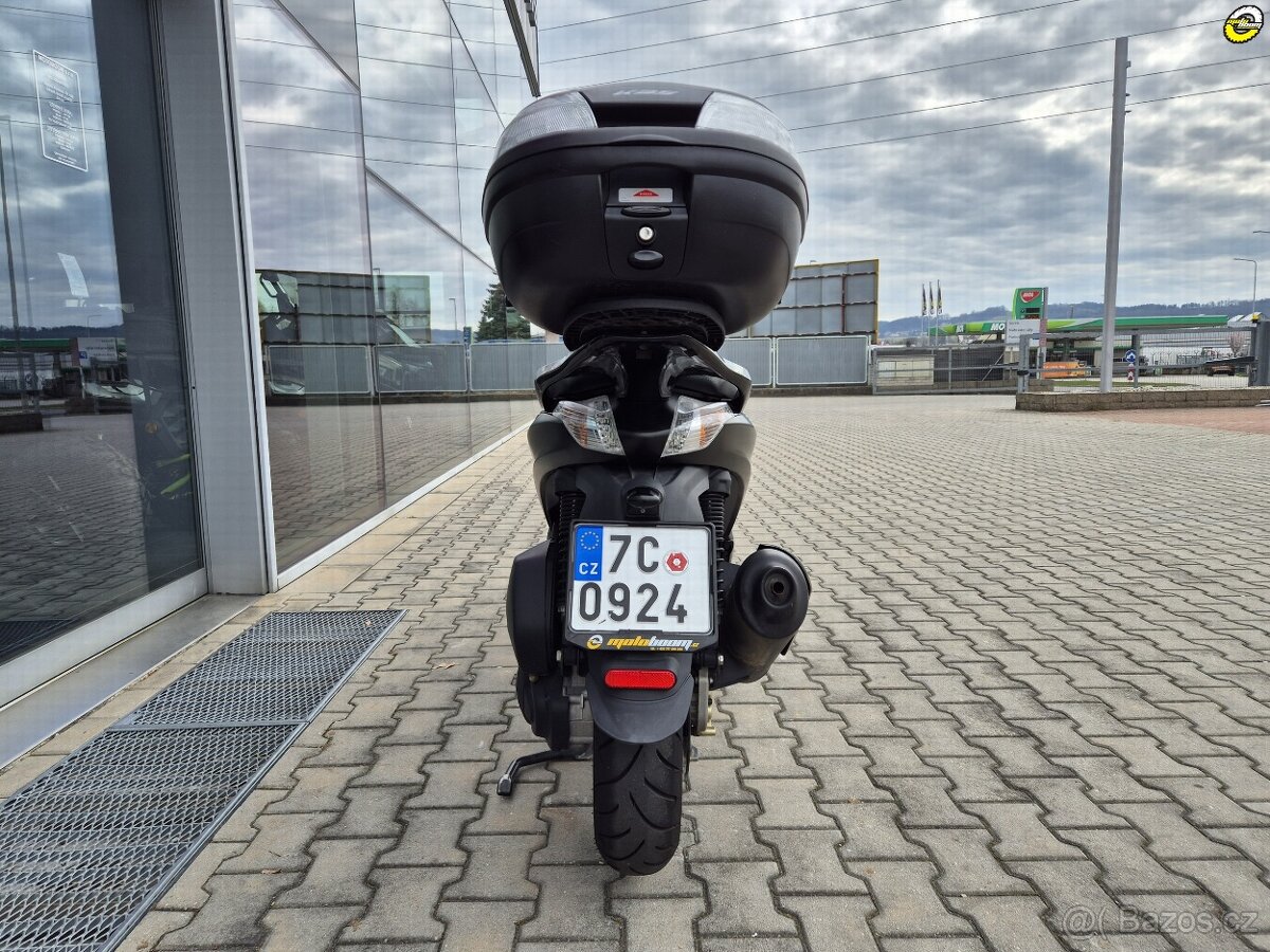 Piaggio Beverly 300 - 5