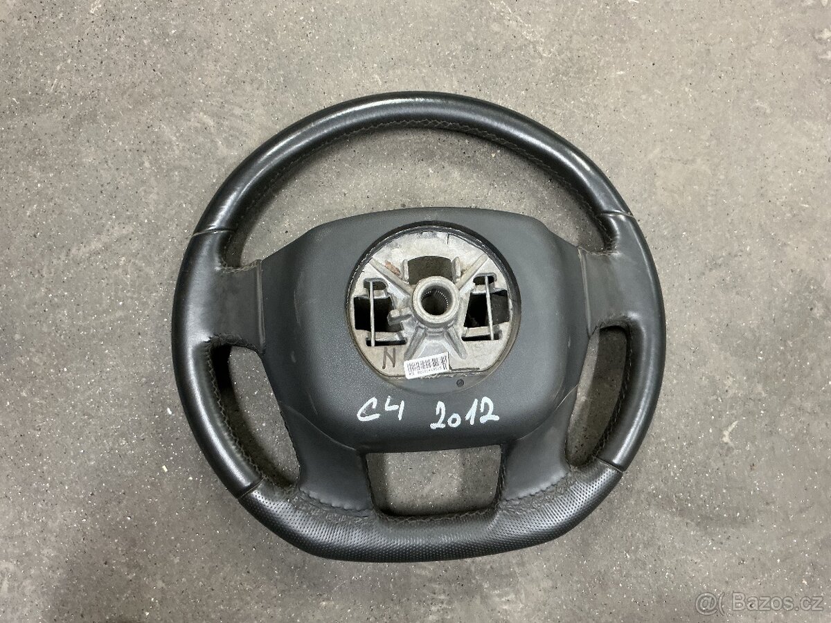 Citroen C4 - volant. Model 2012 - 5