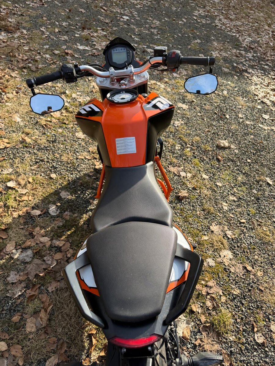 KTM 125 Duke - 5