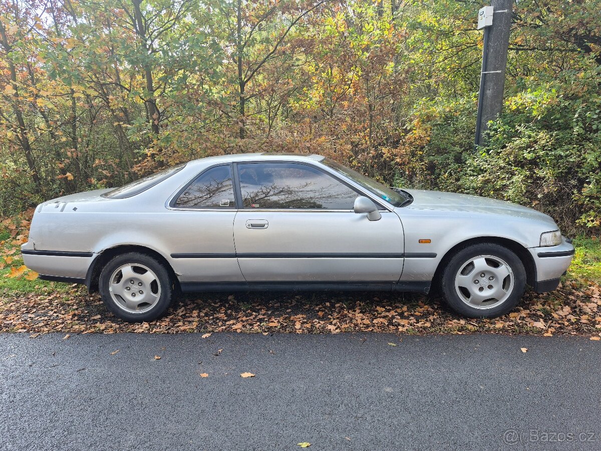 Honda Legend coupe KA8 3.2 V6 - facelift - manuál - 5
