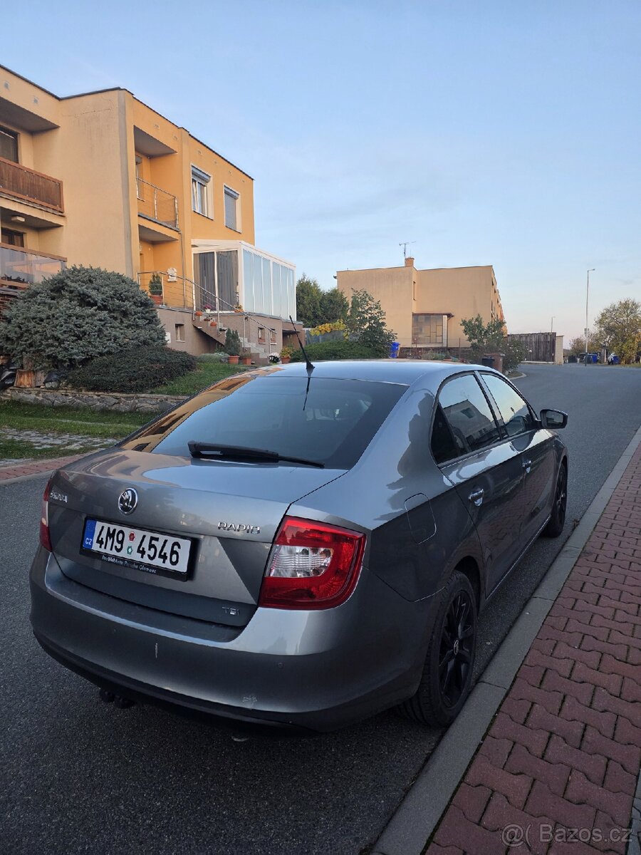 Škoda Rapid - 5