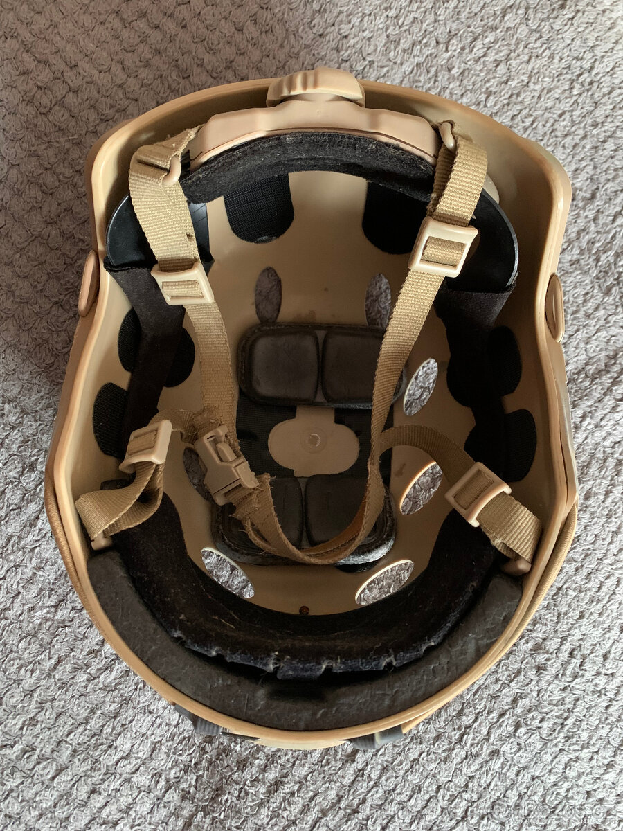 AIRSOFTOVÁ HELMA taktická žíhaná NOVÁ - 5