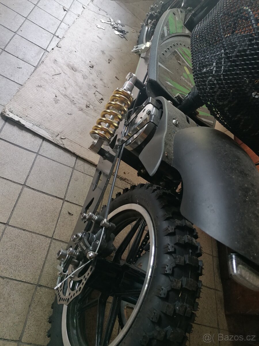 Kolobezka skuter elektricka - 5