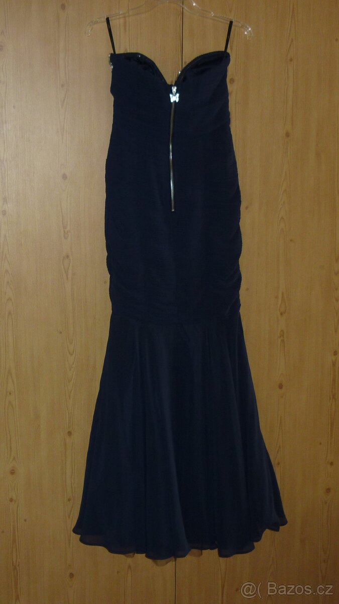 Navy modré dlouhé večerní plesové šaty Lipsy - 5