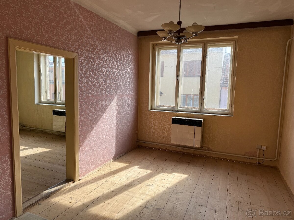 Prodej rodinného domu, pozemek 933 m² - 5