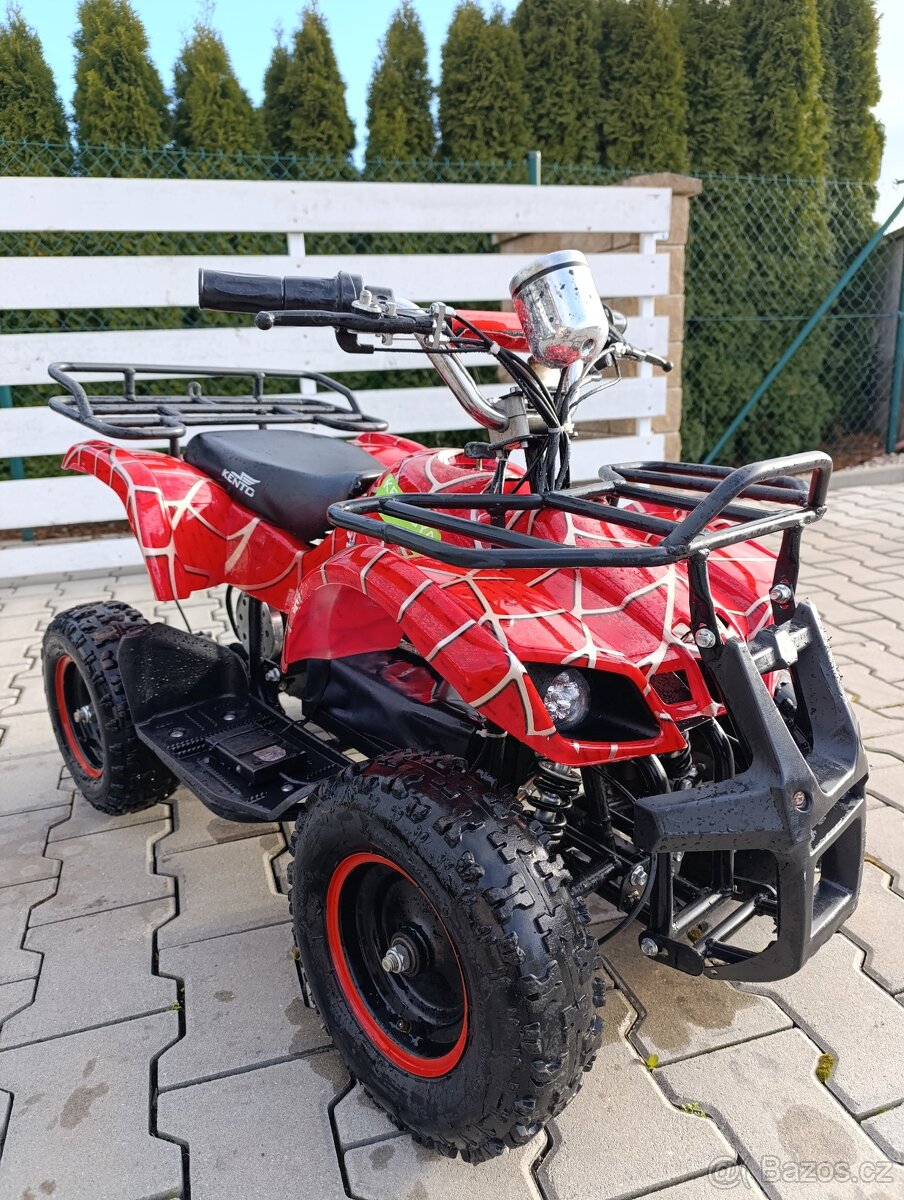 Dětská elektronická čtyřkolka ATV . - 5