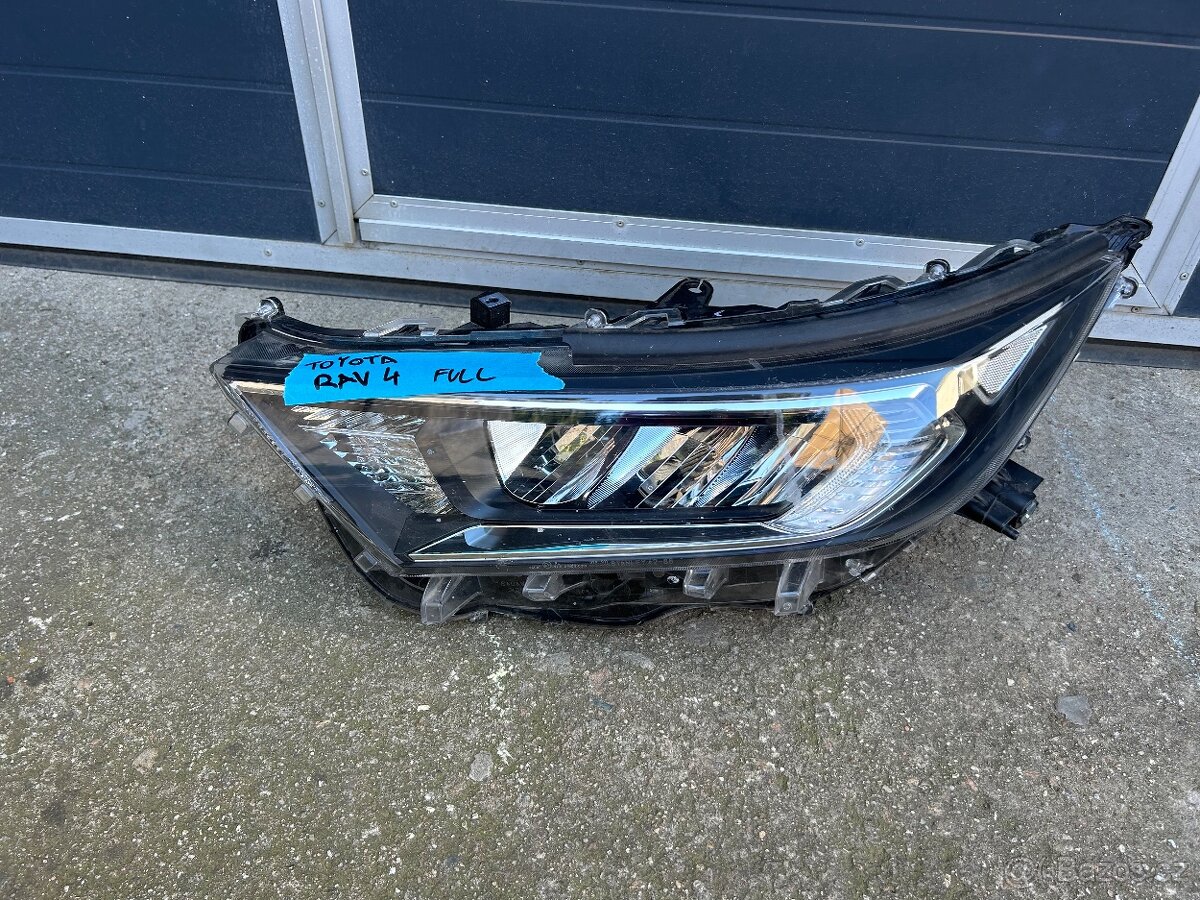 Toyota, Nissan, Luxus - 5