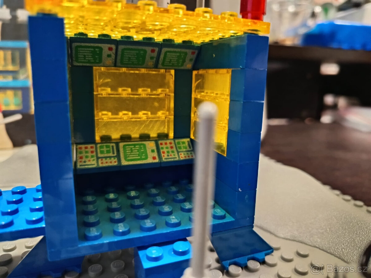 LEGO Space 920 Alpha-1 Rocket Base +návod - 5