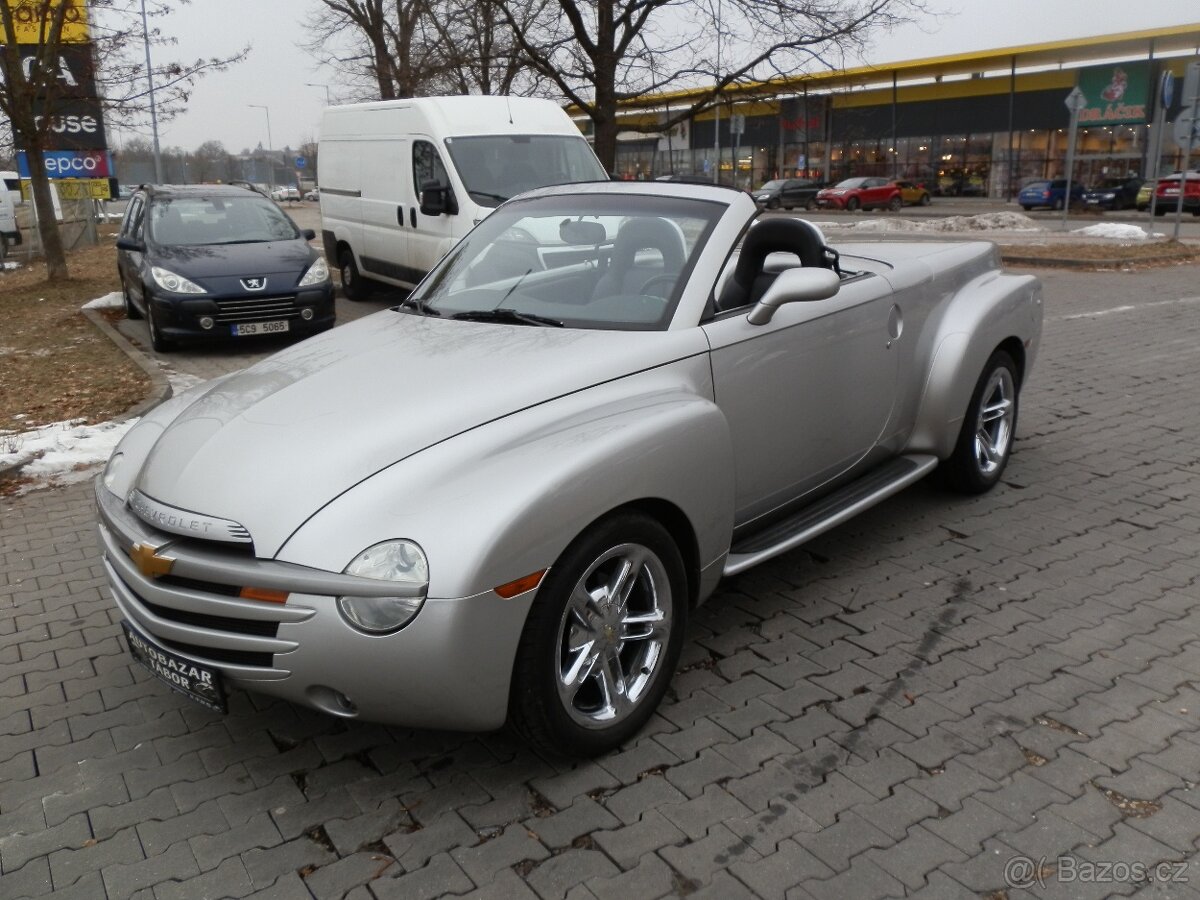 Chevrolet SSR 5,3 V8 - 5