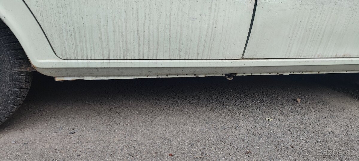 Skoda 105 S užovka - 5