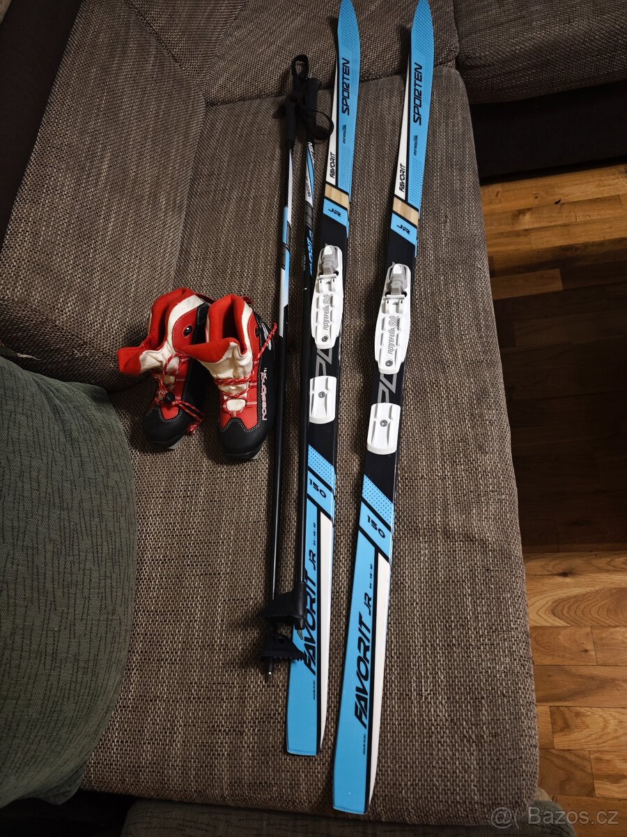 Set běžky, boty a hůlky - 5