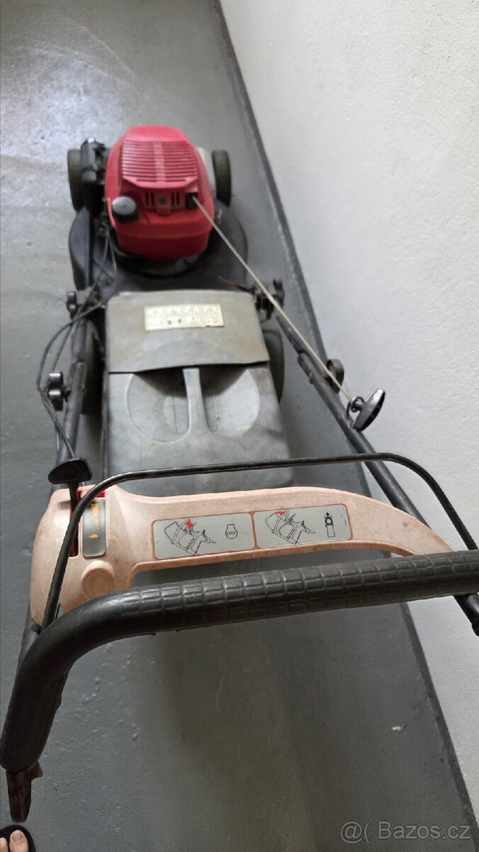 Sekačka s motorem Honda - 5