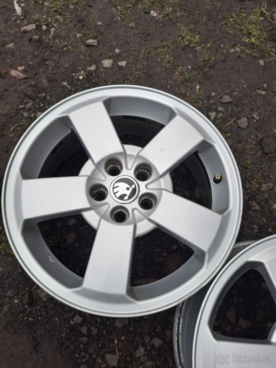 Alu kola 5x100 originál Škoda R16 - 5
