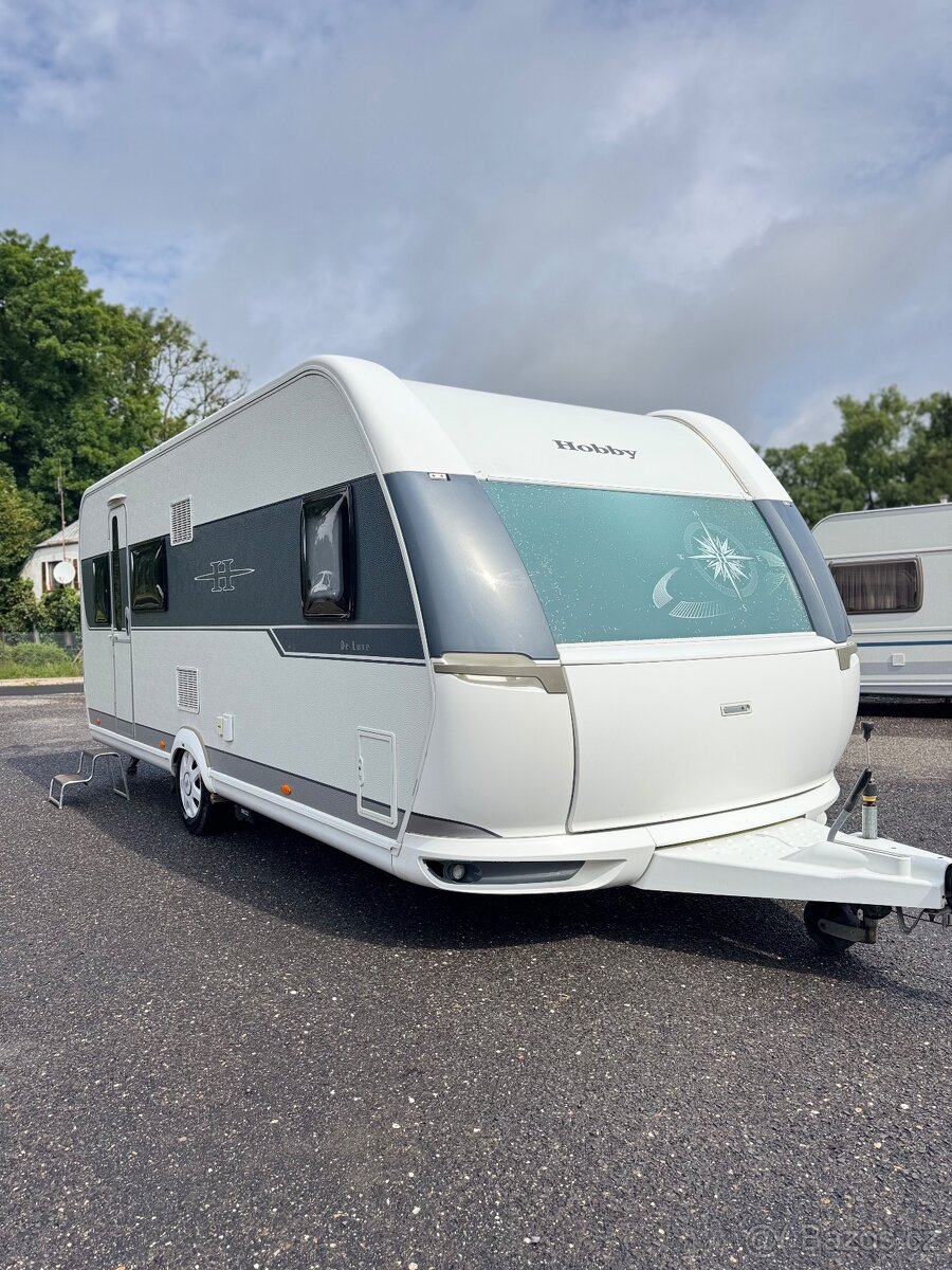Hobby De Luxe 560 KMFE ~ Palandy