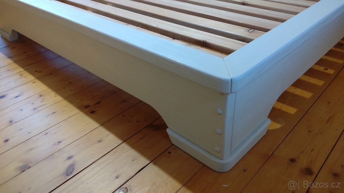 Set postel a komoda z masivu - 5