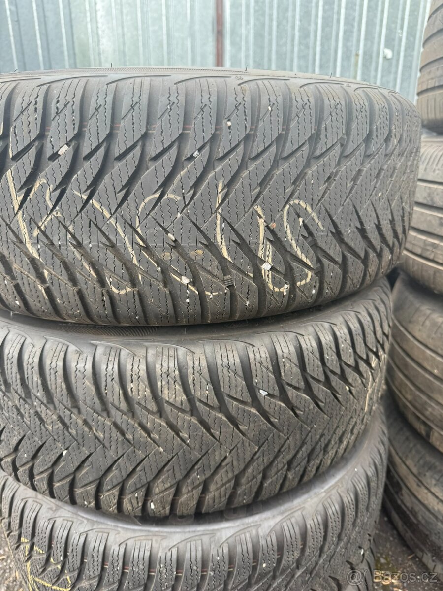 ZIMNÍ SADA KOL FORD 5x108 mm + Goodyear 205/55R16 91H - 5