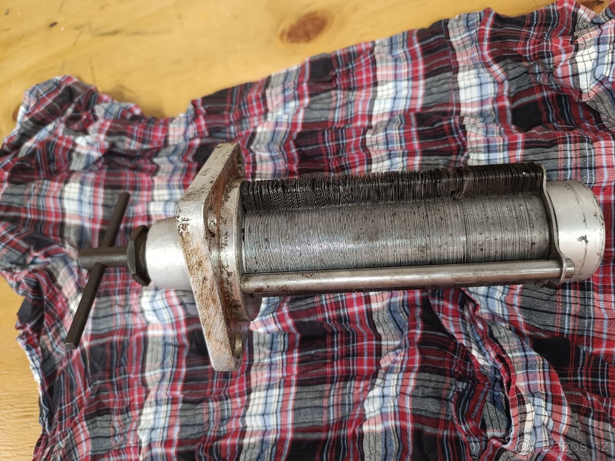 Olejovy filtr UNHZ500 - 5