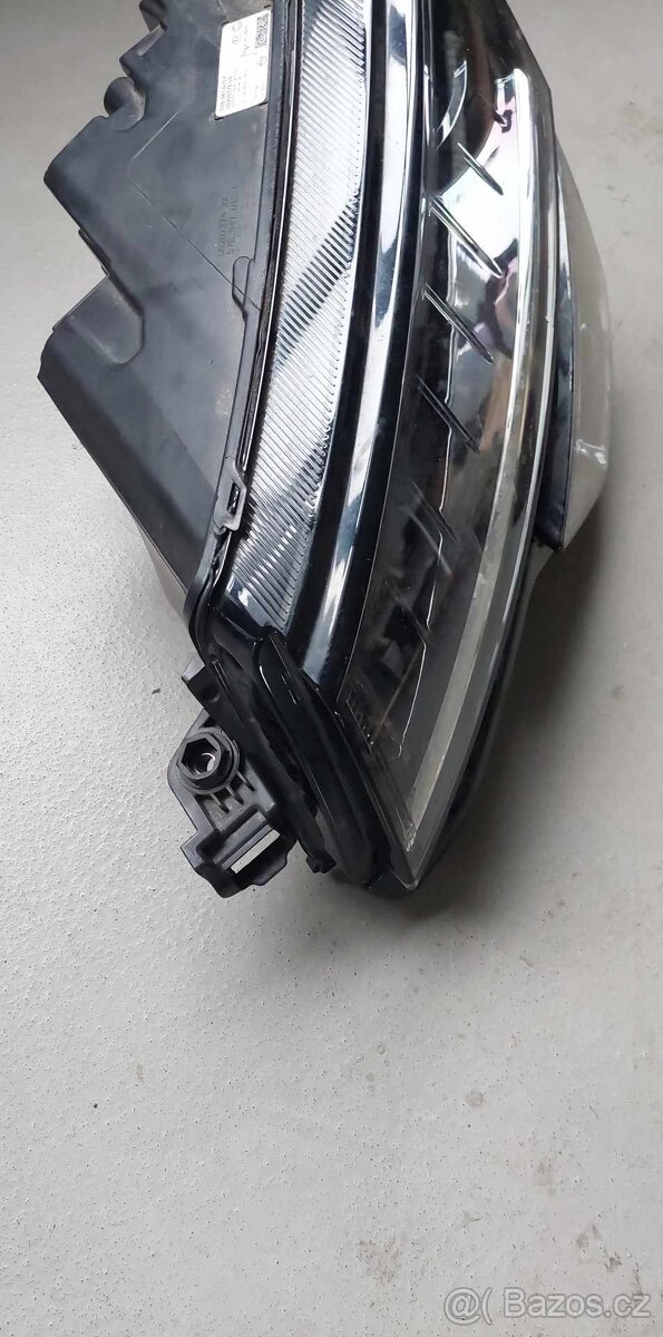 LP světlo Karoq 57B.941.015F - 5