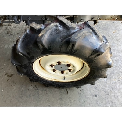 Malotraktor s kabinou - 5