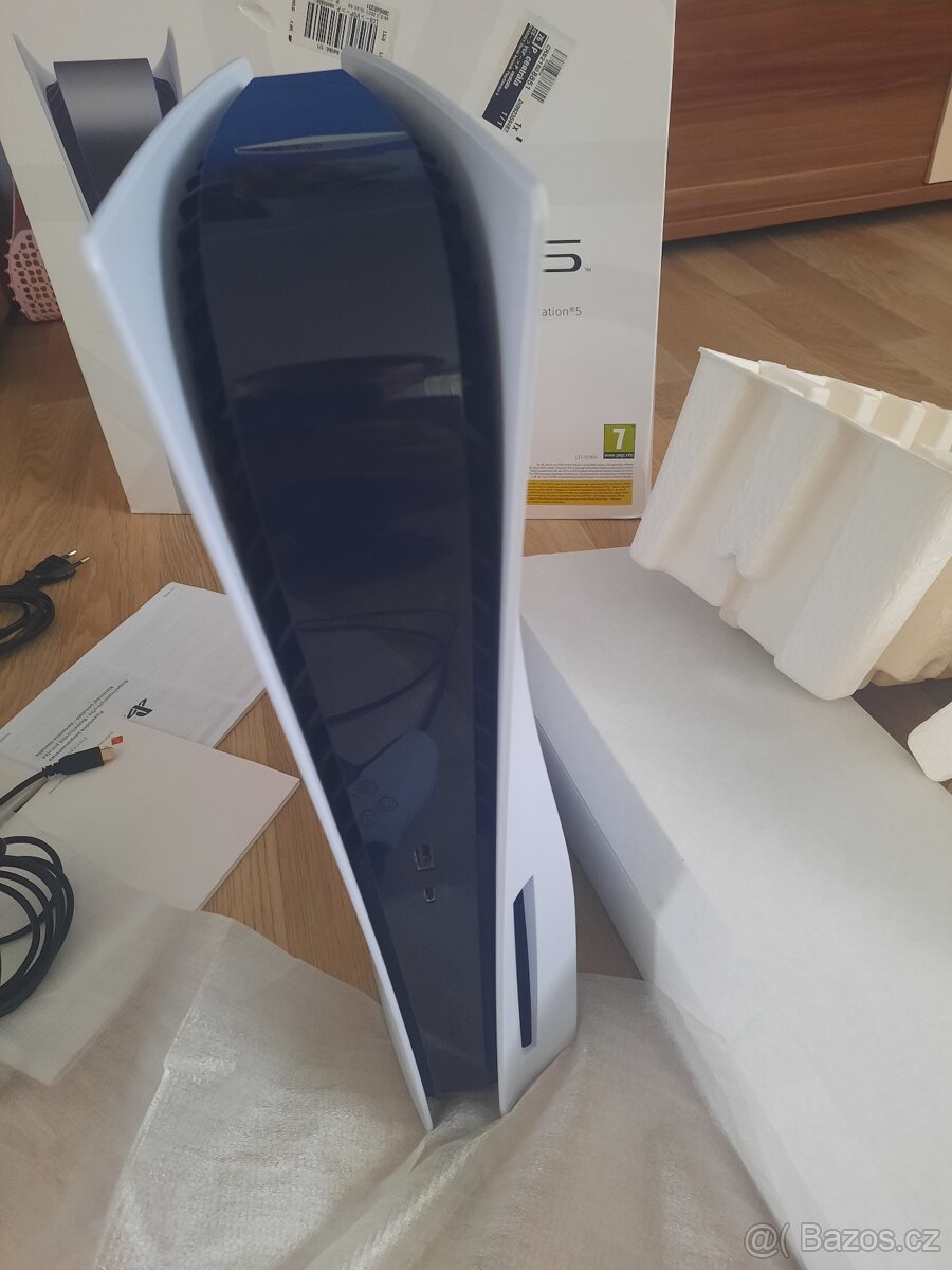 Playstation 5 s mechanikou - 5