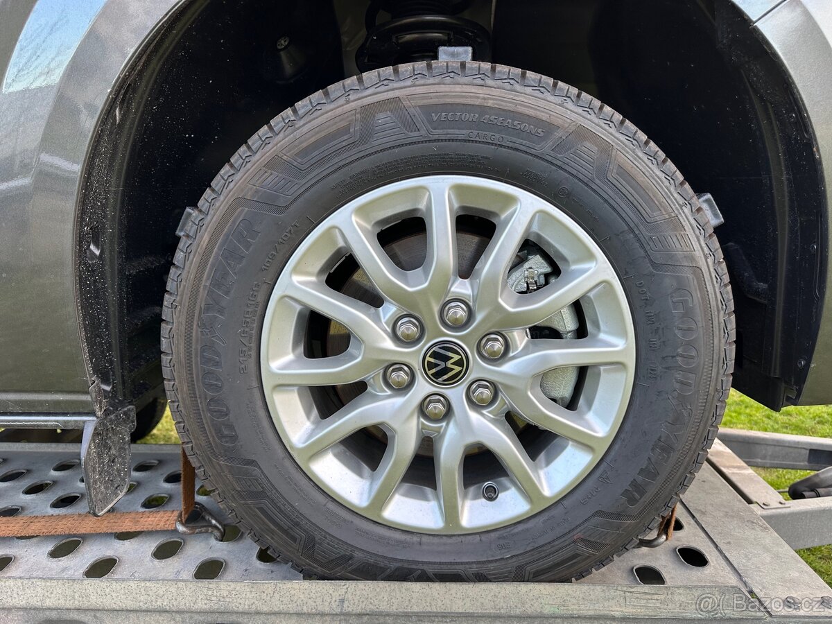 Volkswagen T7 Caravelle - 5