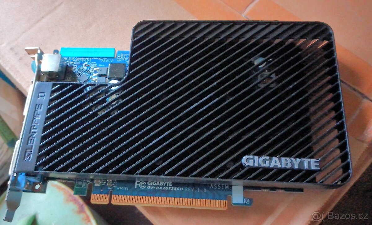 pc GIGABYTE, Core2Duo 2,66GHz,case GIGABYTE Triton 180 - 5