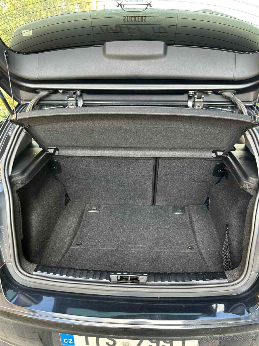 BMW E81 118i 105KW 2008 - 5