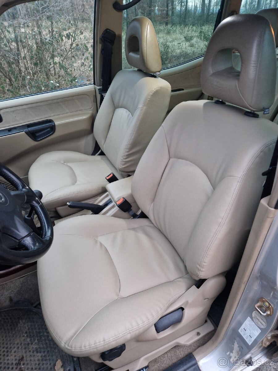 Nissan Terrano 3.0 di 113kw - 5