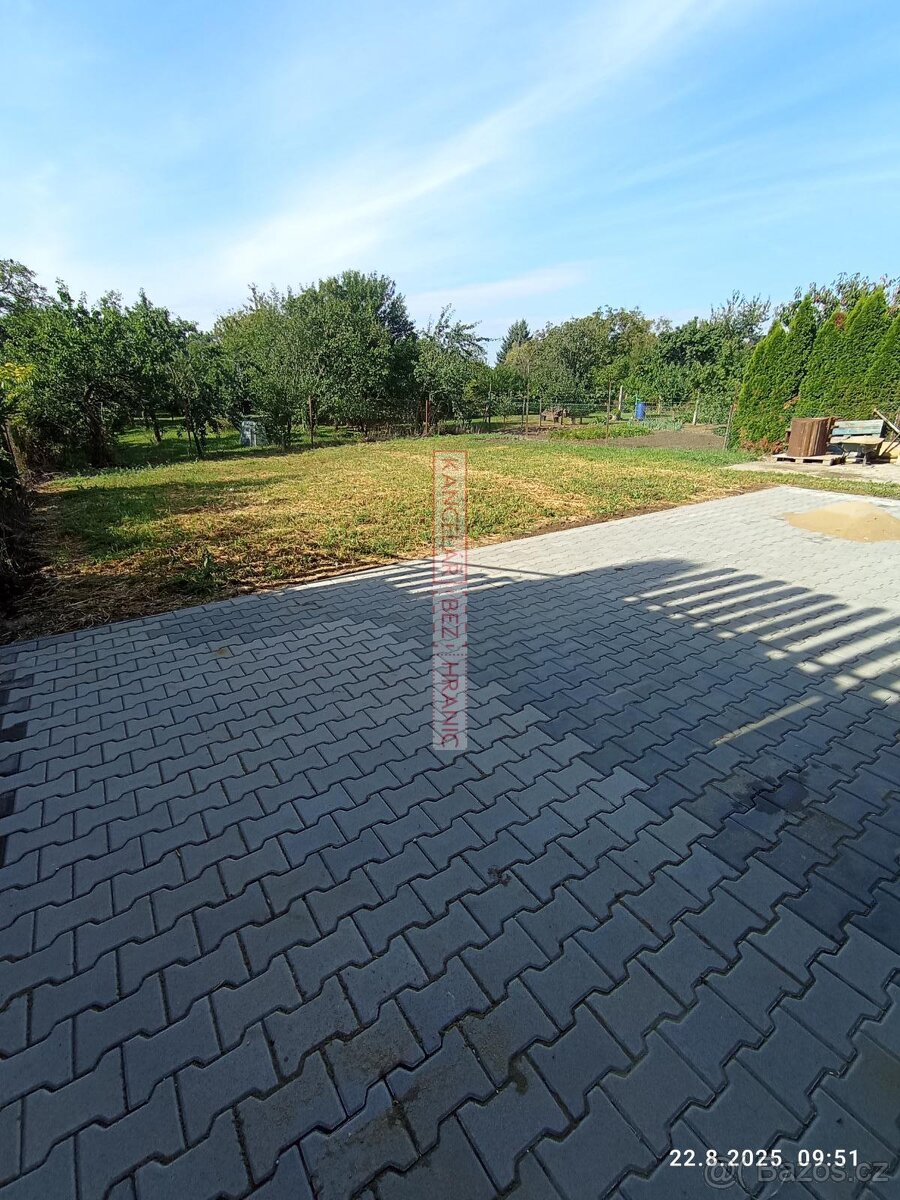 Prostorný byt 1+1 s garáží,46 m2,Kunovice - 5