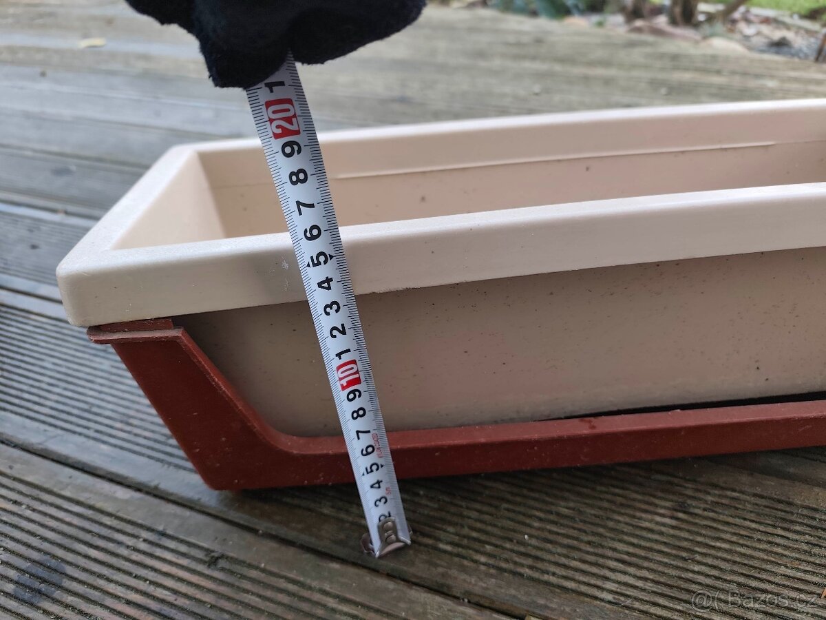 Truhlík květináč kvalitní - 5