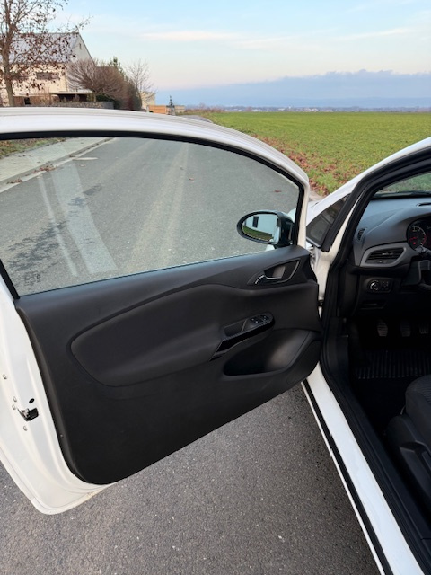 Opel Corsa 1,2 první maj, r.v2016, serv. knížka, 59000km - 5