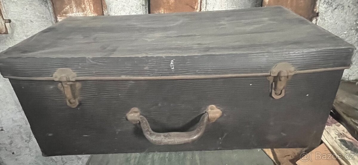 Starožitný vysavač v kufříku - 5