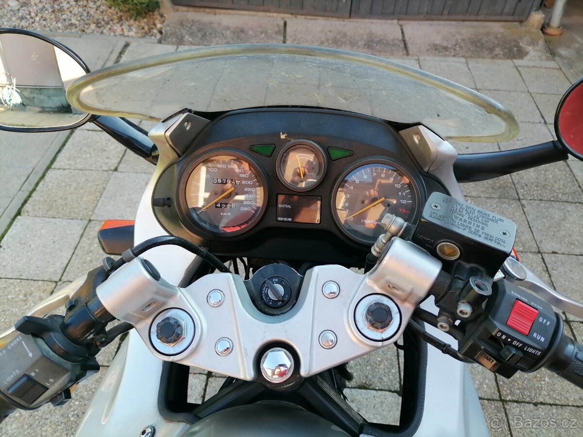 Suzuki gsx 750 f - 5