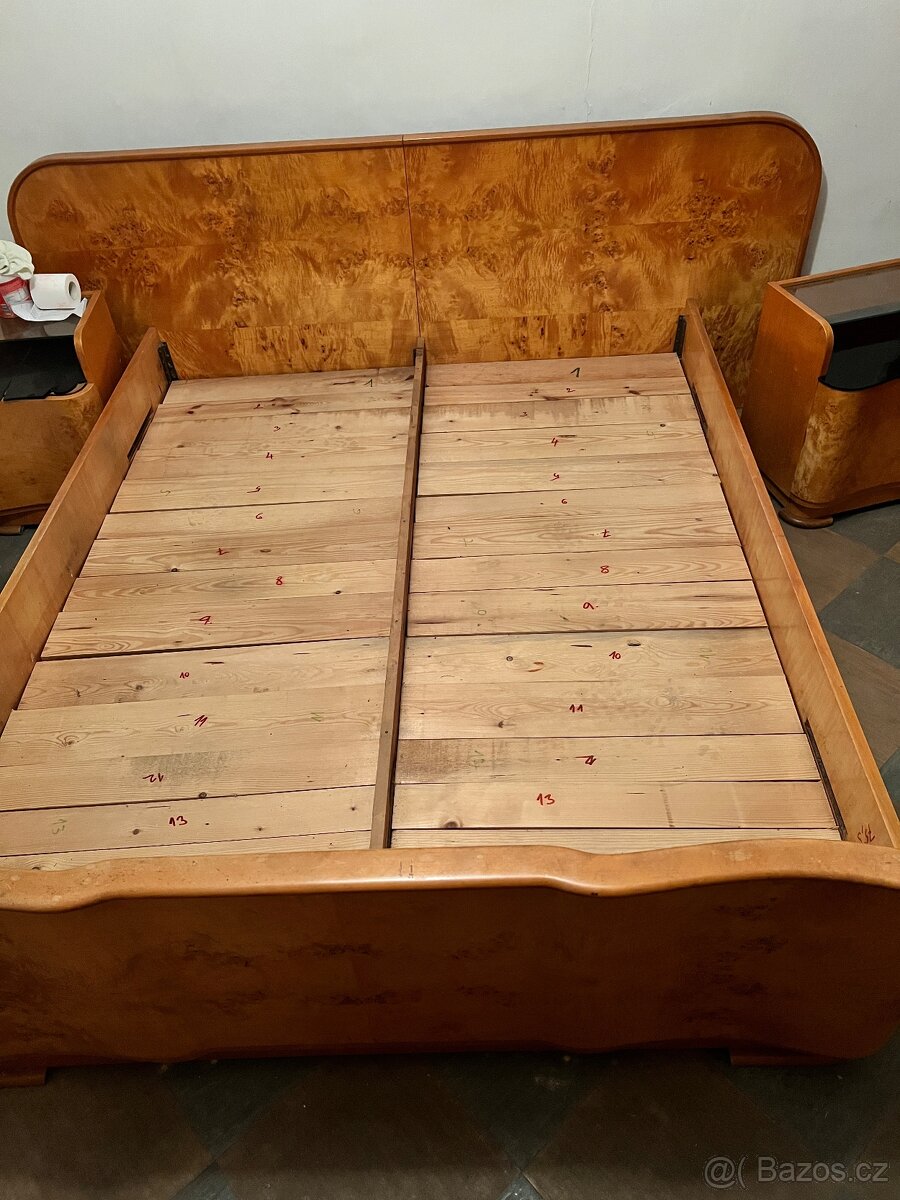 Starožitný nábytek - 5