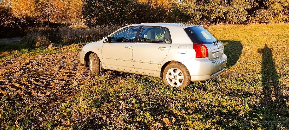 Toyota Corolla E12 Hatchback 1.6 81 kW (2006) - 5