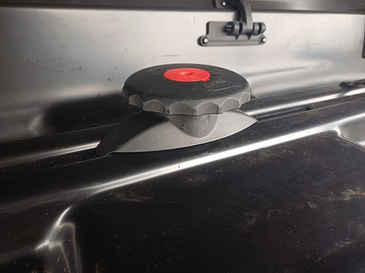 Prodám střešní box - rakev - 5