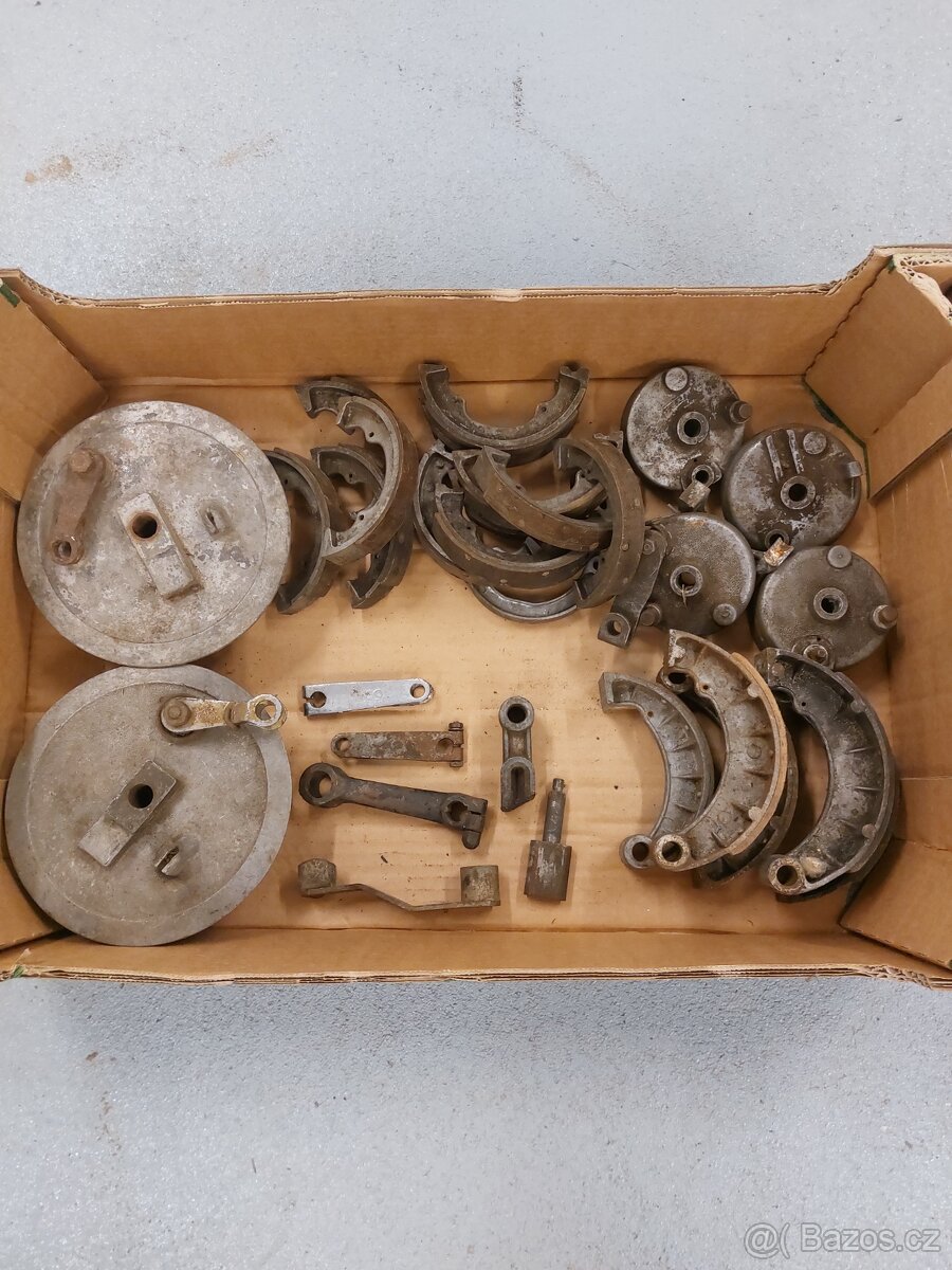 Brzdové štíty Jawa čz - 5