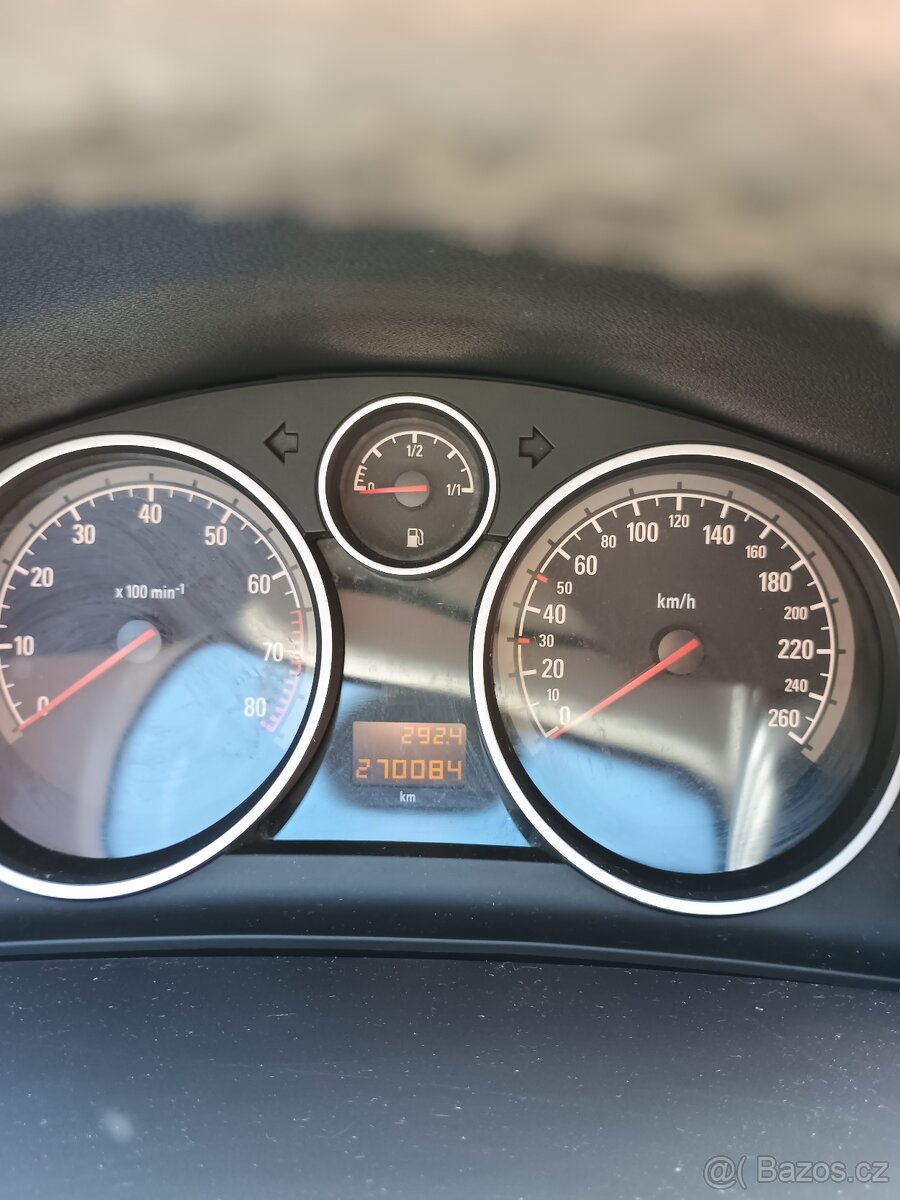 Opel Astra H 1.6 16V caravan - 5