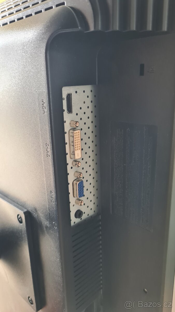 Monitor LG Flatron W2220P + pivot - 5