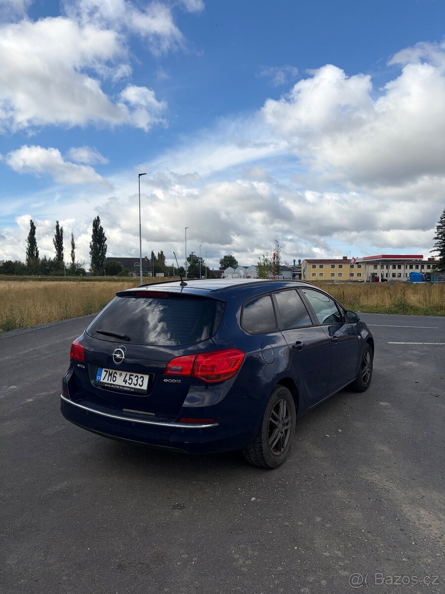 Opel Astra J 1.6 cdti - 5