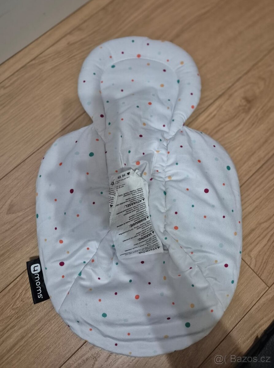4moms Lehátko mamaRoo 5.0 - Classic Grey včetně vložky - 5