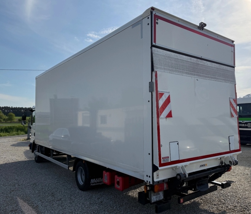 MAN TGL 12.220 - 4x2 – Skříň + Hč – EURO 6 - 5