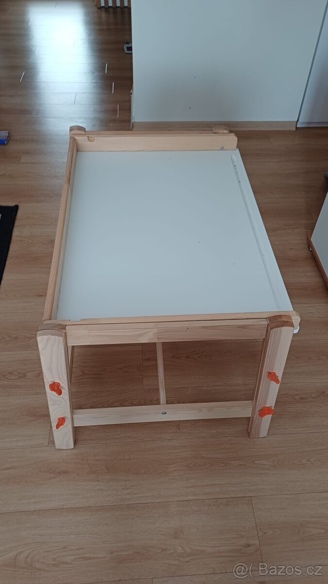 Dětský nastavitelný stůl Flisat - 5