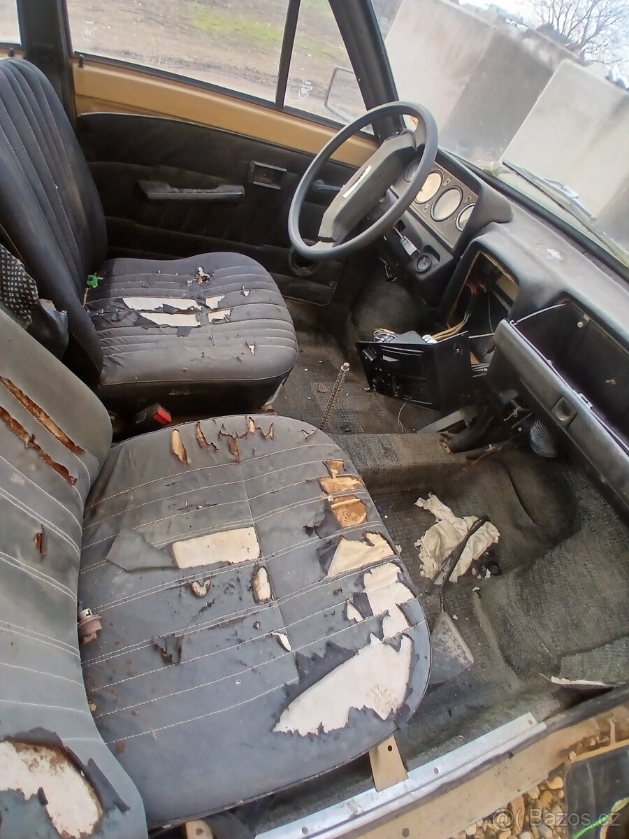 Škoda 105 (asi) - 5