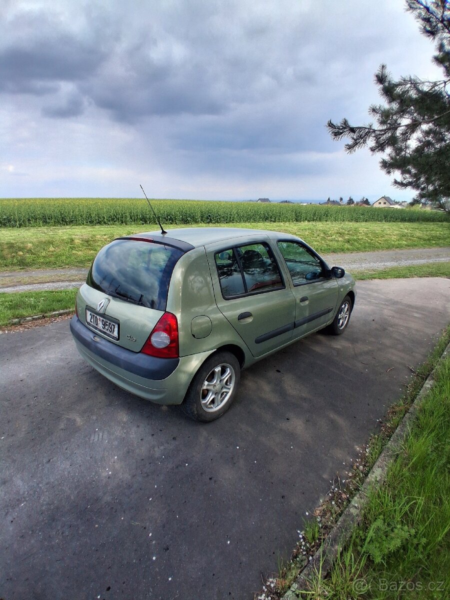 Renault Clio 1.5 dci - 5
