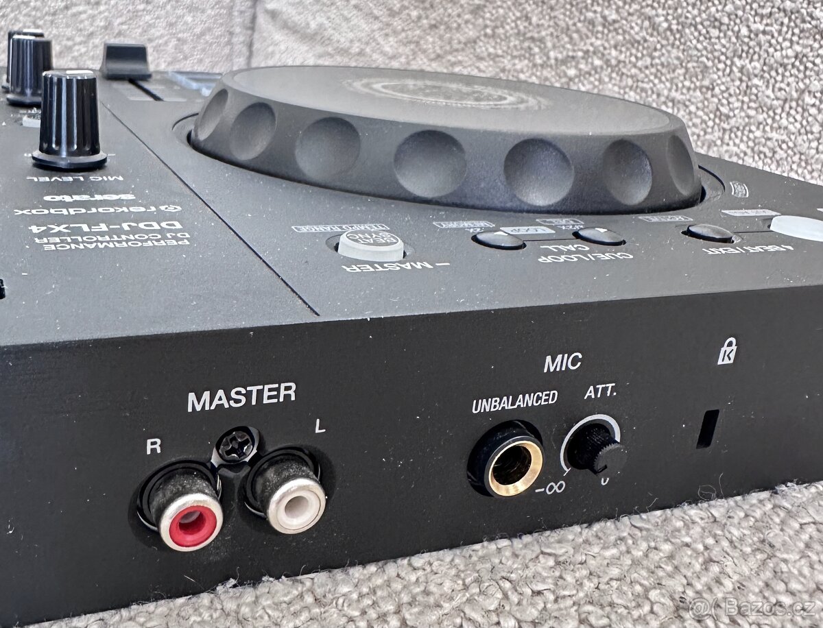 Pioneer DJ DDJ-FLX4 + sluchátka Audio-Technica ATH-M40x - 5